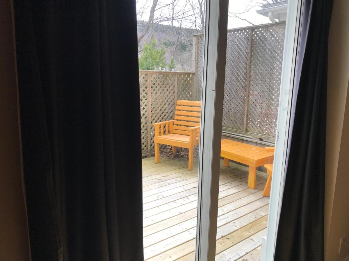 Leaside Manor Bed & Breakfast St. John's Exterior photo