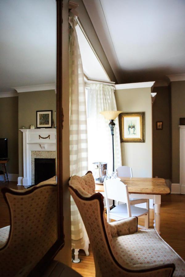 Leaside Manor Bed & Breakfast St. John's Exterior photo